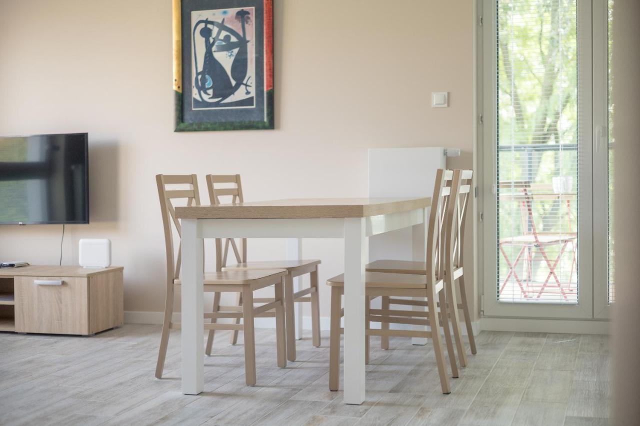 Metro Wilanowska Comfortable Apartment Warsawa Bagian luar foto